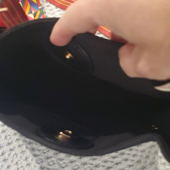 Stylish Black Bag with Multicolor Strap (30) - Picture 5 of 7